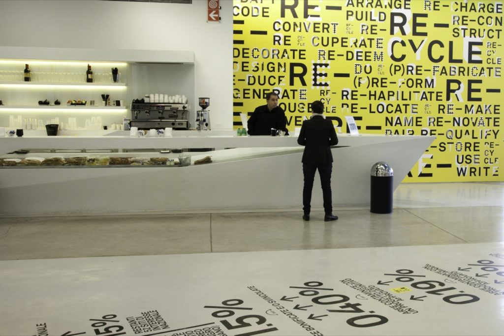 04_Re-Cycle_0517-50_1260